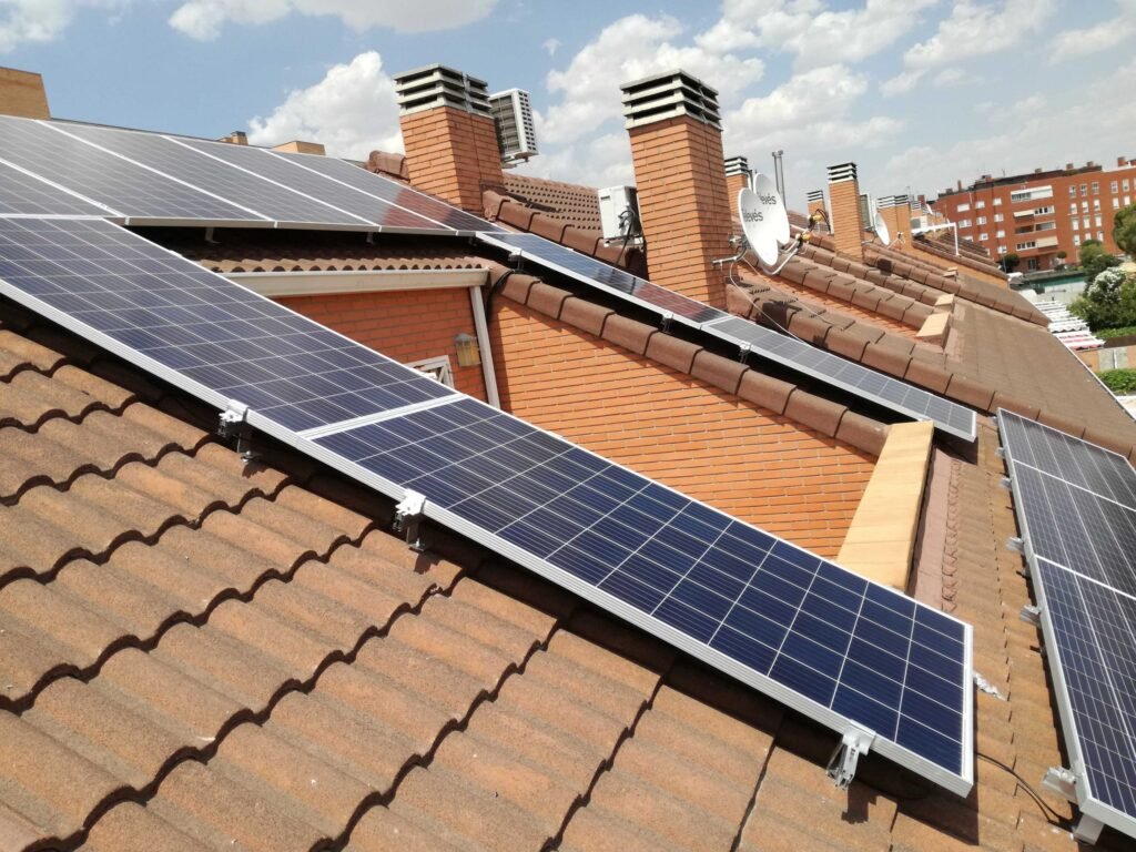 paneles fotovoltaicos reformas riveros